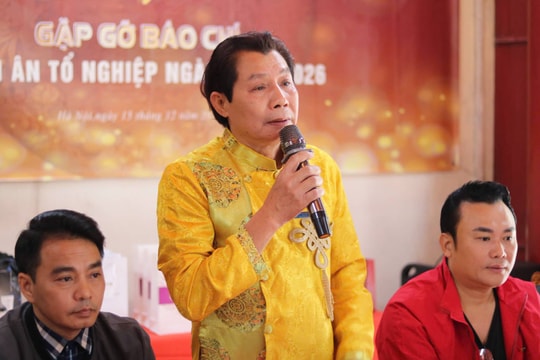 Nghệ nhân làng nghề cắt tóc Kim Liên tri ân Tổ nghề