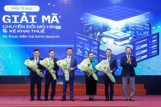Tháo gỡ vướng mắc cho các hộ kinh doanh trong chuyển đổi mô hình và kê khai thuế
