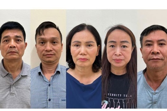 Sau vụ án tại Cục An toàn thực phẩm: Đã đến lúc sửa từ quy trình