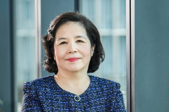 Bà Mai Kiều Liên được vinh danh Lãnh đạo truyền cảm hứng sáng tạo tại Vạn Xuân Awards 2025