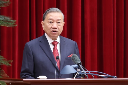 Bế mạc Hội nghị Trung ương 15: Thống nhất thông qua báo cáo về công tác nhân sự của Đảng