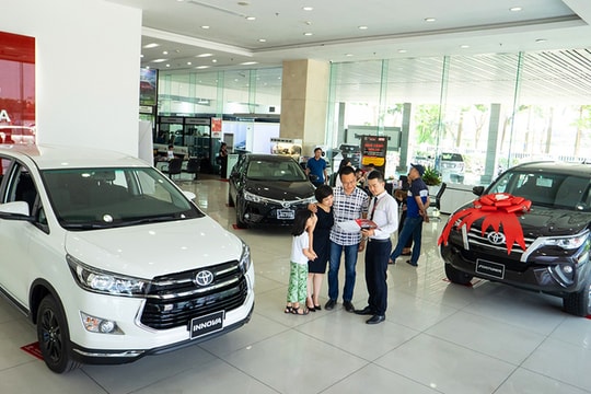 Lệ phí đăng ký ô tô giảm: Thêm dư địa cho sức mua?