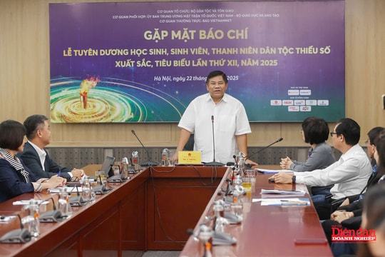 Ưu tiên chiến lược cho giáo dục và nhân lực dân tộc thiểu số