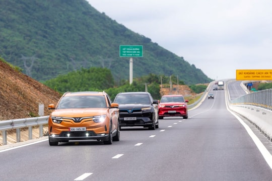 Ưu đãi tháng 12 sắp khép lại, VinFast VF 8 được săn đón vì “mua dễ, dùng tiết kiệm”