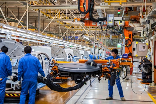 Sản xuất châu Á “ấm” dần, Việt Nam hưởng lợi