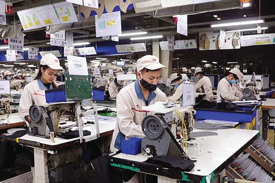 Sản xuất năm 2026 vượt “cơn gió ngược”