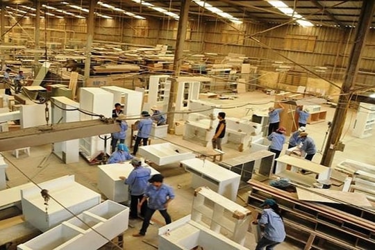 Ngành gỗ Việt Nam vượt “gió ngược”, lần đầu cán mốc hơn 17 tỷ USD