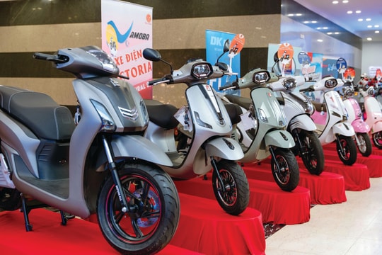 Xe máy điện sắp thay thế xe máy xăng?