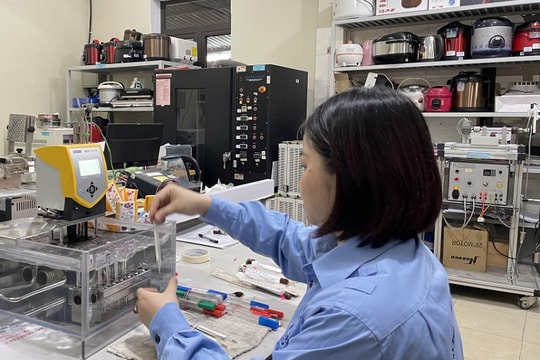 Ứng dụng công nghệ cao: "Lá chắn" bảo vệ môi trường bền vững tại Quảng Ninh