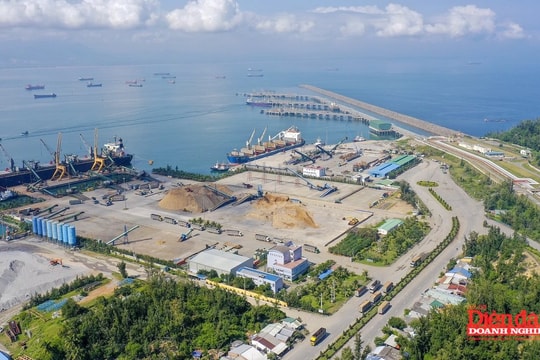 Quảng Ngãi duy trì tăng trưởng 2 con số