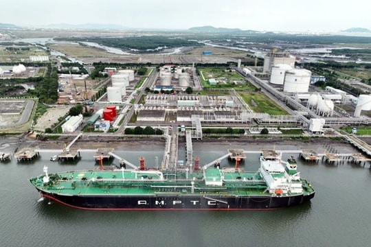 Giải bài toán thúc đẩy thị trường khí thiên nhiên hóa lỏng