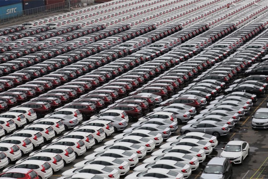 Giá ô tô năm 2026 tiếp tục giảm