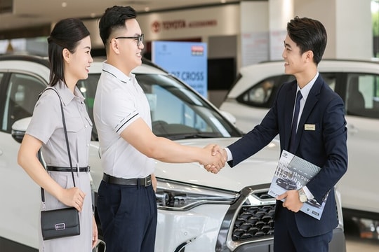 AI và bán lẻ đa kênh nâng mức hài lòng của người mua ô tô