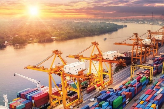 Kinh tế Việt Nam trước ngưỡng chuyển mình: Nền tảng vĩ mô mở đường