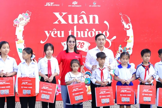 J&T Express mang “xuân yêu thương” về vùng khó