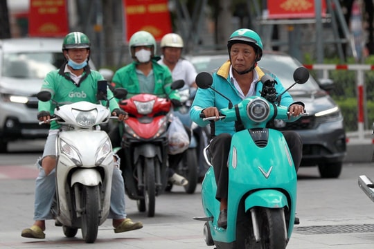 Cho thuê xe điện: “nước cờ chiến lược” trước lộ trình hạn chế xe xăng