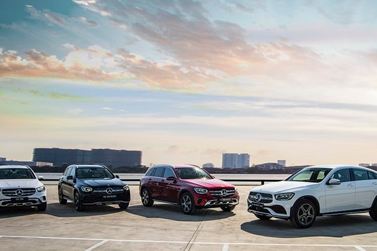 Xe sang tiếp tục cạnh tranh khốc liệt, giá giảm