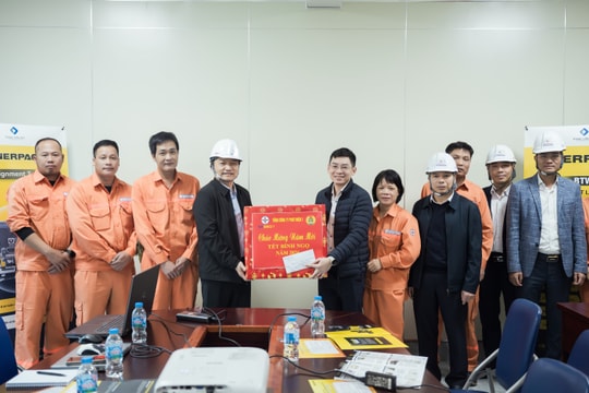 Lãnh đạo EVNGENCO1 thăm hỏi, chúc Tết Nhiệt điện Quảng Ninh