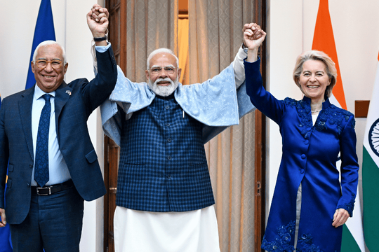 Kinh tế Eurozone tăng trưởng bền bỉ giữa bão thuế quan