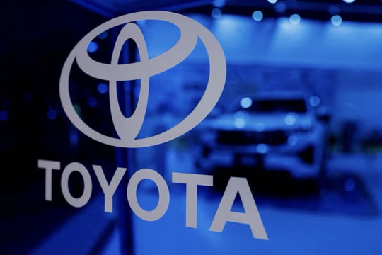 Chiến lược “chậm mà chắc” giúp Toyota giữ ngôi vương doanh số toàn cầu