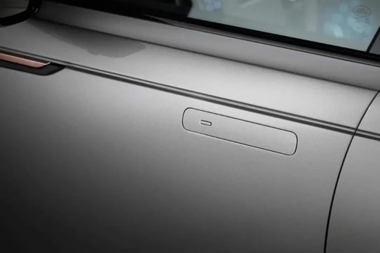 Tay nắm cửa ẩn trên ô tô: xu hướng công nghệ hay điểm yếu an toàn?