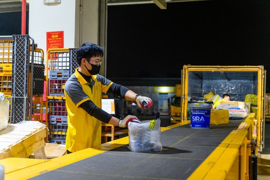 Bưu điện Việt Nam dồn lực bảo đảm hàng hóa lưu thông thông suốt Tết Bính Ngọ