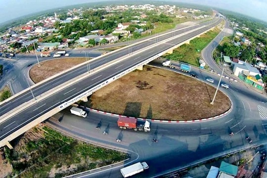 Hơn 1,5 triệu tỷ đồng đầu tư hạ tầng: Mở rộng dư địa cho doanh nghiệp