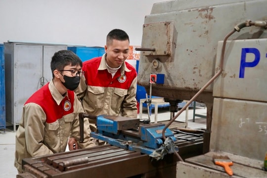 Khu công nghiệp Việt Nam và bài toán an sinh: Nền tảng cho nguồn lao động bền vững