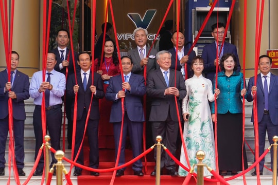 Trung tâm Tài chính Quốc tế Việt Nam tại TP.HCM ra mắt: Nền tảng niềm tin đón dòng vốn toàn cầu