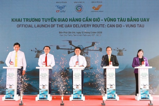 Thành phố đầu tiên ở ASEAN bay biển giao hàng bằng UAV