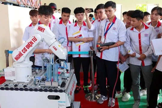 Tháo gỡ “điểm nghẽn” để nâng cao chất lượng giáo dục nghề nghiệp