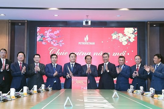 Phó Thủ tướng Bùi Thanh Sơn thăm, làm việc với 4 Tập đoàn về công nghiệp, năng lượng