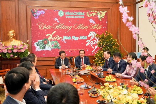Chủ tịch VCCI Hồ Sỹ Hùng thăm, chúc tết Vinachem, VIMC nhân dịp đầu Xuân Bính Ngọ 2026