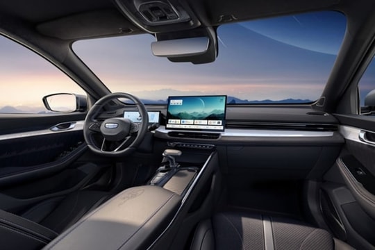 Cảnh giác ô tô Trung Quốc do thám