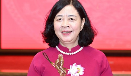 Bà Bùi Thị Minh Hoài ứng cử đại biểu Quốc hội khóa XVI tại tỉnh Phú Thọ