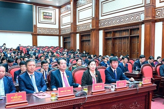 Ninh Bình kiện toàn nhân sự chủ chốt, ông Nguyễn Thanh Bình được bầu giữ chức Chủ tịch UBND tỉnh