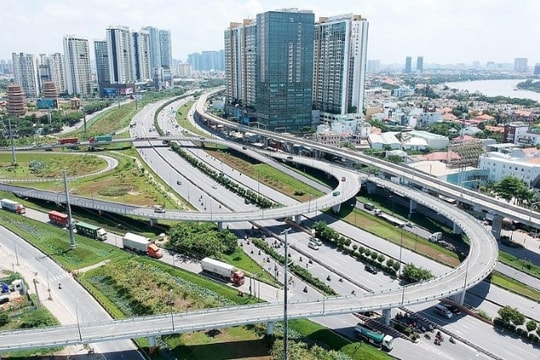 Vốn đầu tư công lớn, tăng áp lực giải ngân