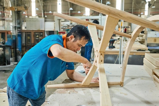 Phân khúc ngách “hàng xịn đại chúng” cho thương hiệu nội thất Việt