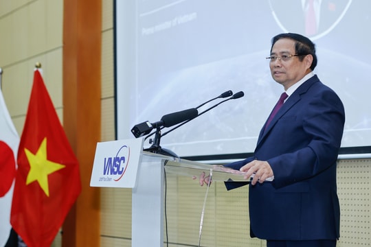 Thủ tướng Phạm Minh Chính: "Khám phá không gian - Làm chủ công nghệ - Hợp tác bền chặt - Phát triển bền vững - Vũ trụ hòa bình"*