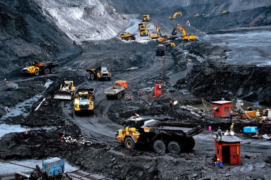 Tăng chế tài xử lý vi phạm trong khai thác khoáng sản