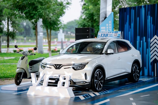 VinFast VF 8 chinh phục dân mê camping nhờ không gian tiện nghi cho mọi hành trình