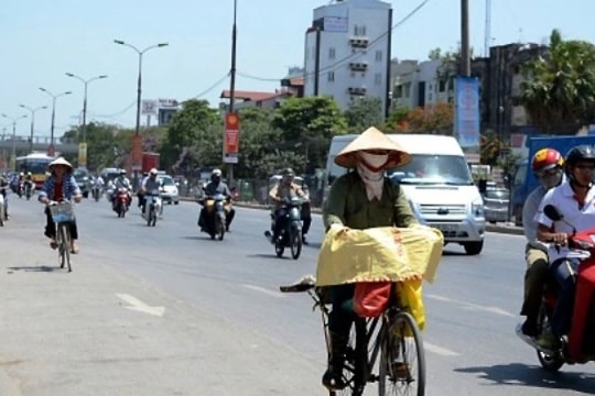 Thời tiết ngày 18/3: Bắc Bộ có sương mù và lạnh vào sáng sớm; Nam Bộ nắng nóng, có nơi trên 35 độ C