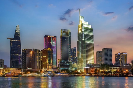 Vietcombank triển khai chương trình tín dụng đầu tư hạ tầng điện, giao thông, công nghệ chiến lược