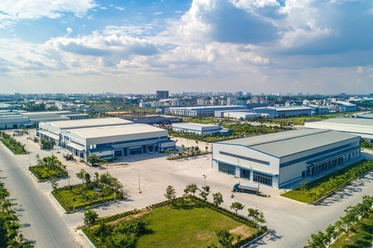 Văn phòng và nhà xưởng công nghiệp nâng chuẩn bền vững