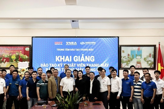 Khai giảng lớp đào tạo bảo trì thang máy nâng cao