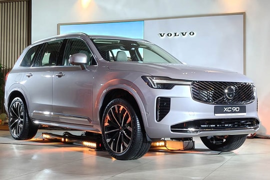 Volvo XC90 mới nhiều thay đổi về thiết kế và công nghệ, giá rẻ bất ngờ