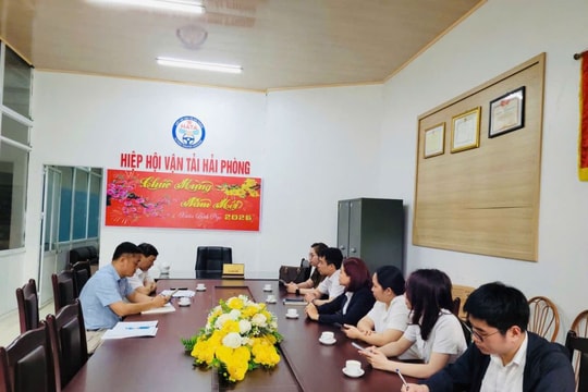 Tháo gỡ "nút thắt" chi phí cho doanh nghiệp vận tải Hải Phòng từ quy trình cảng biển