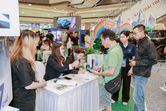 VinFast VF MPV 7 “ghi điểm” với người dùng TP.HCM: Nhiều lợi thế hơn hẳn MPV chạy xăng