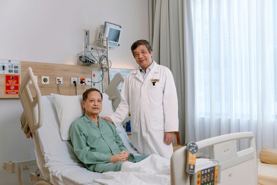 Kỹ thuật mới mở ra cơ hội điều trị cho bệnh nhân mạch vành kèm suy thận nặng