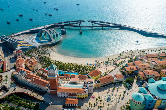 Sun PhuQuoc Airways ra mắt kiệt tác phòng chờ của Bill Bensley tại sân bay Phú Quốc